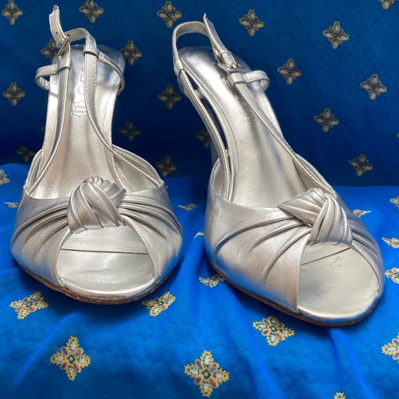ALDO silver strappy heels size 39 b - Picture 3 of 4